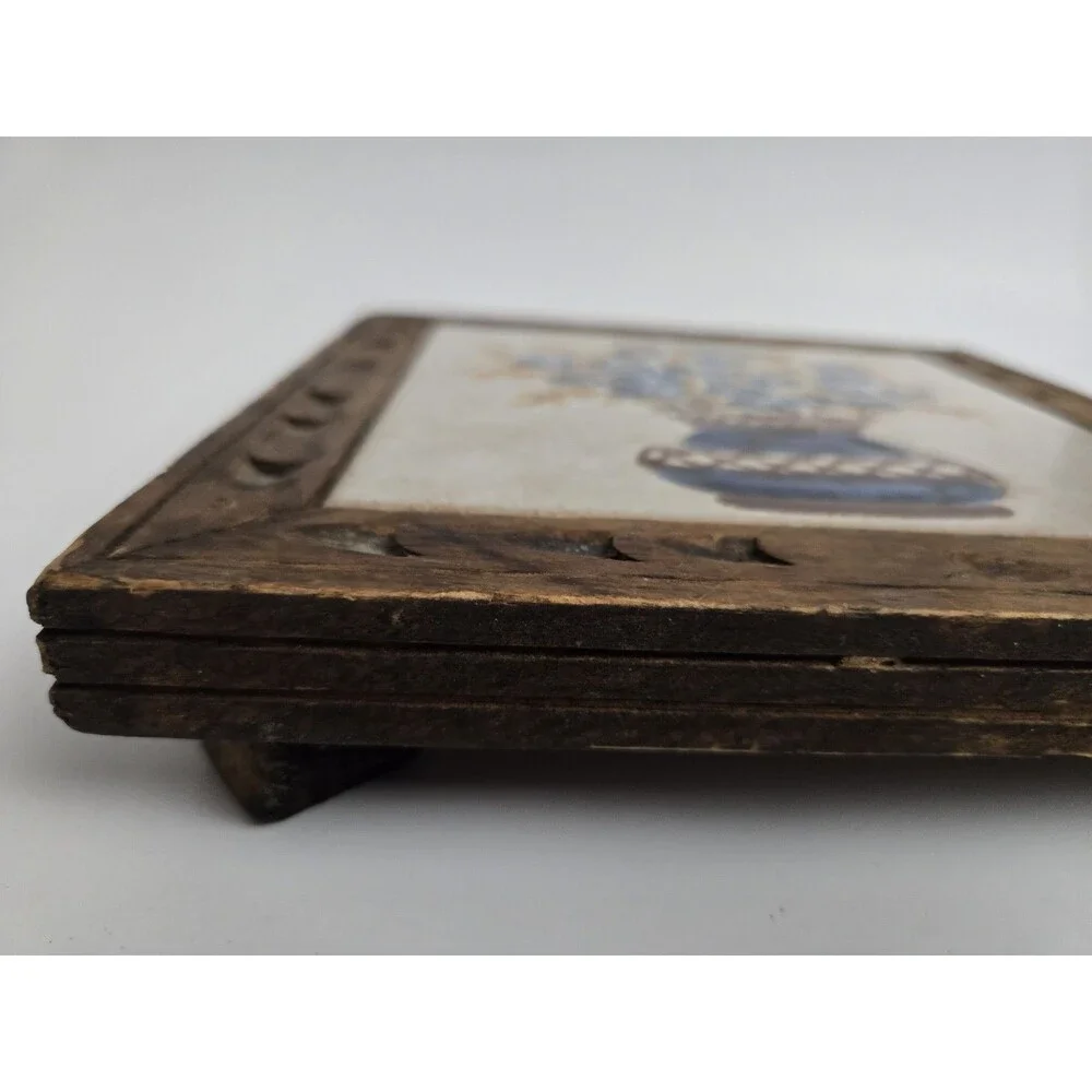 Vtg Italian Blue Floral Art Ceramic Tile Trivet Carved Wood Frame 7.75"x7.75" - Picture 4 of 6